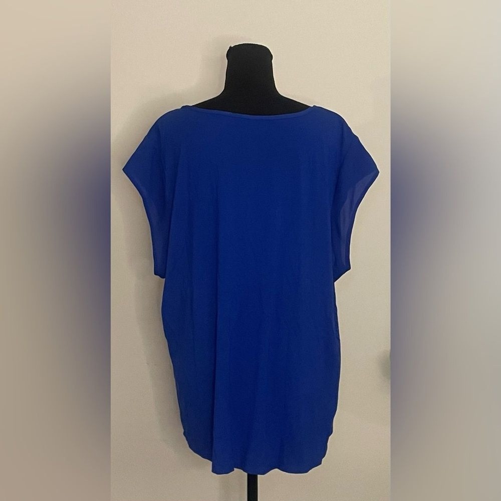 Calvin Klein Womens 3X Royal Blue Mixed Media Short Sleeve Pocket Top Blouse - Picture 4 of 8